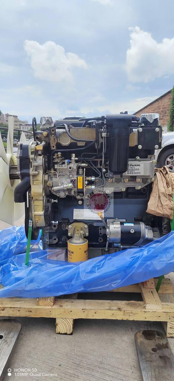 Дизельный двигатель Perkins RE75672 Дизельный двигатель Perkins RE75672